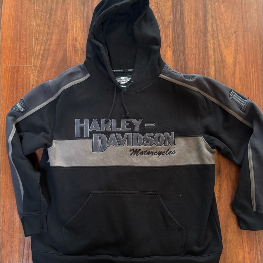 Extra large, authentic Harley Davidson Hoodie